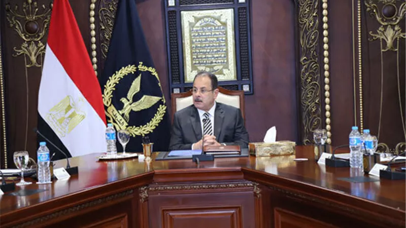 شاهد ماذا قال وزير الداخلية عن مواجهة الإرهاب فى سيناء