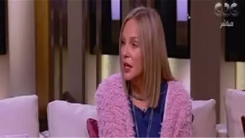 شاهد| شيرين رضا تفاجئ الجميع بتعليقها على حادث فتاة المول