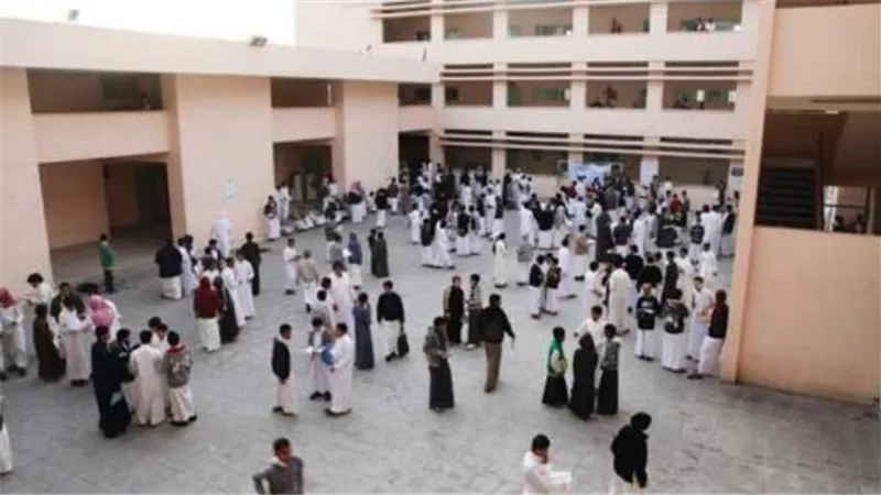 إنفوجرافيك.. تعرف على المصروفات الجديدة للمدارس الحكومية