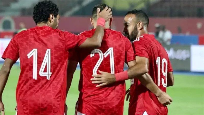 موعد رحيل الجنوب إفريقي بيرسي تاو وعلي معلول يدخل فى حالة حزن داخل القلعة الحمراء