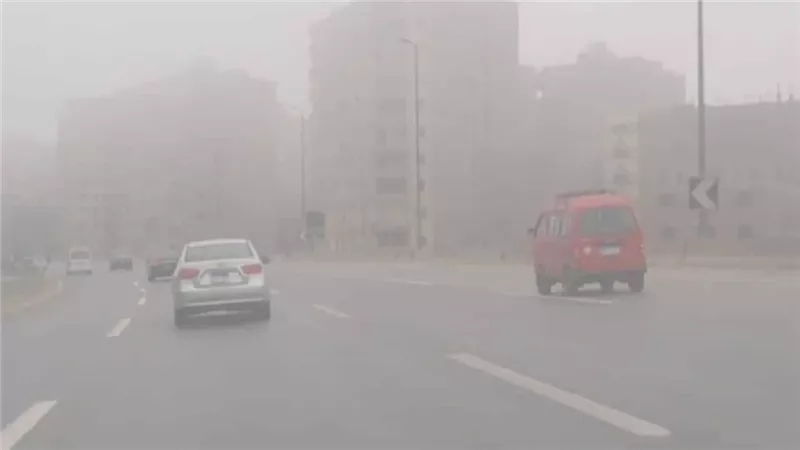 الآرصاد تعلن حاله الطقس من الأحد حتى الخميس .. جو مائل للبرودة وشبورة وأمطار بهذه المناطق