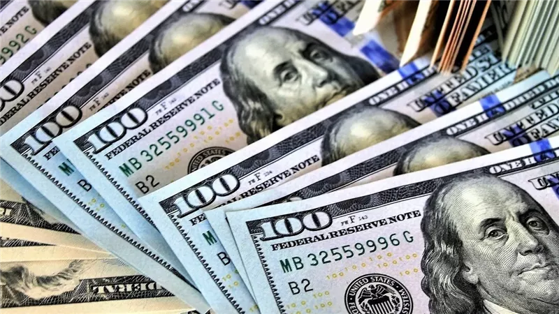 صمت مرعب في السوق السوداء بعد إعلان سعر الدولار داخل البنوك المصرية 