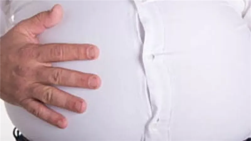 أمراض مزمنة قد تهدد الحياة بسبب الكرش وهو أخطر أنواع الدهون في الجسم