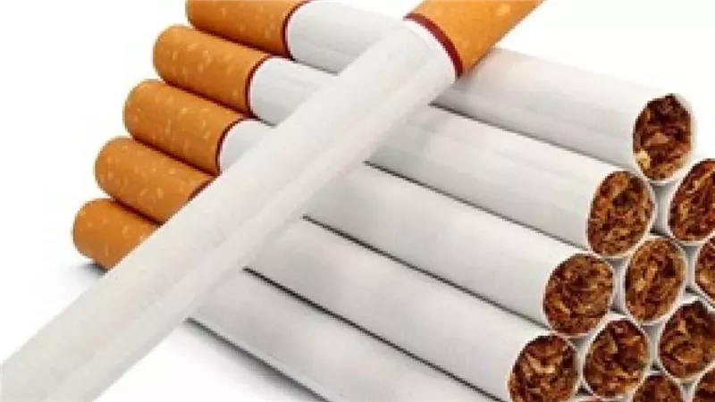 كامل الوزير يصدر قرار فوري يخص السجائر بعد آخر زيادة: بكام كليوباترا اليوم؟