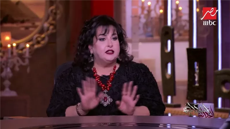 ربنا يستر....بسنت يوسف على خطى ليلى عبد اللطيف ترعب القلوب بعد كشفها عن ما سيحدث لمصر عام ٢٠٢٥