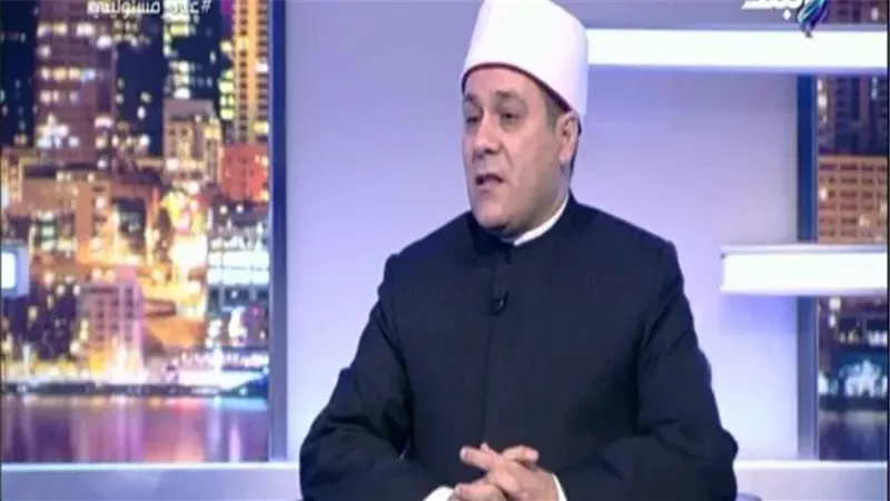عضو المجلس الأعلى للشئون الإسلامية يثير ضجة بتصريحاته الأخيرة عن الحجاب...الحجاب ليس فرض