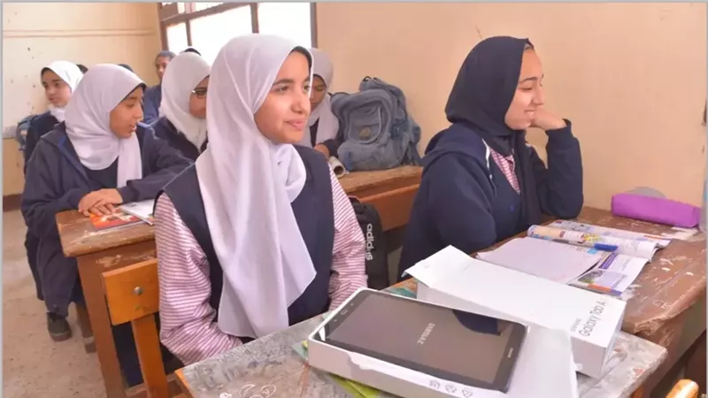 قرار جديد وعاجل موجه من وزير التعليم للطلاب فى اول يوم من العام الدراسى الجديد