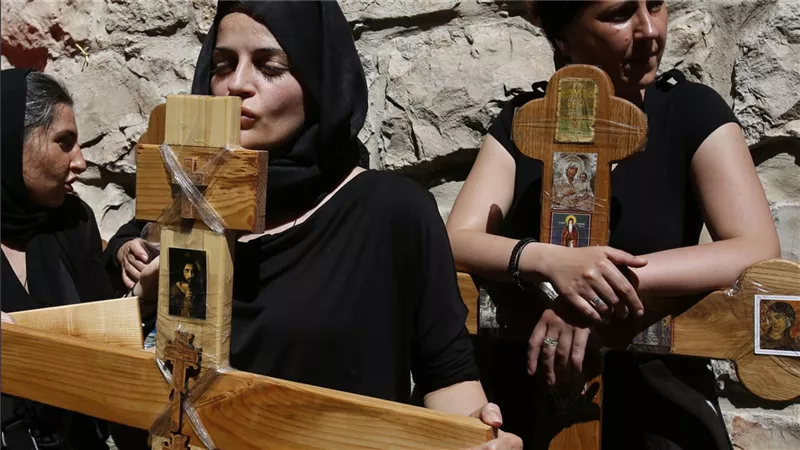 ما هي الجمعة العظيمة ؟ .. يحييها الأقباط غدا وأبرز أكلاتها المفضلة