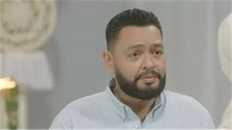 ممنوع من الكلام أسباب صادمة لـ مرض أحمد رزق بعد خضوعه لعملية جراحية
