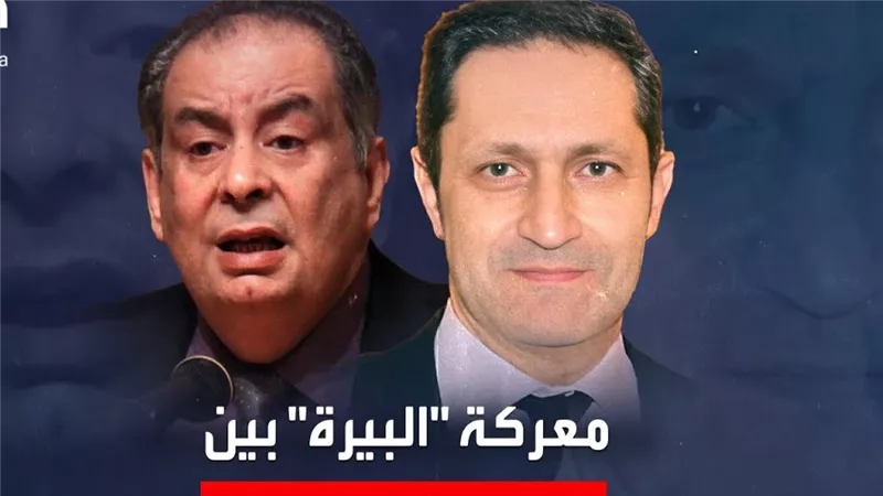 علاء مبارك يخرج عن صمته برد نارى على يوسف زيدان بسبب والدته 