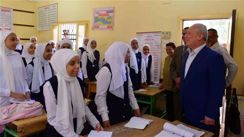 تعد جريمة التعليم تصدر بيان تحذيري للطلاب قبل بدء الامتحان من فعل هذا الأمر