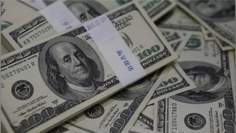 تراجع بالسوق السوداء .. سعر الدولار اليوم مقابل الجنيه بالبنوك والسوق الموازية 