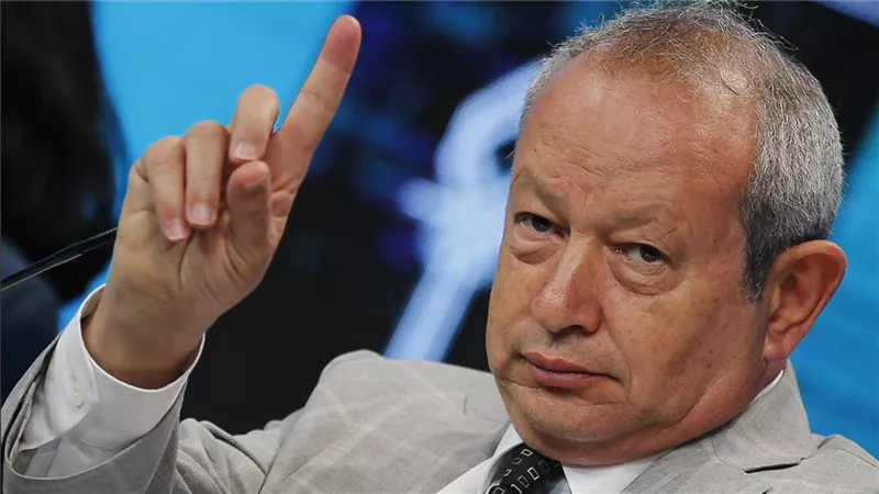 نجيب ساويرس يوضح سبب حبه للصيف بعد تعليق ساخر عن الأغنياء وارتفاع درجات الحرارة