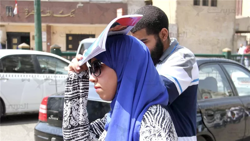 غدا ذروتها موجة حارة غير مسبوقة تضرب البلاد وتستمر حتي هذا الموعد