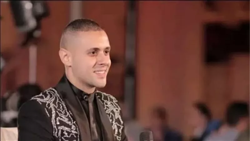 من هو مصمم الازياء إسلام سعد بعد القبض عليه فى مطار القاهرة واثارته للجدل