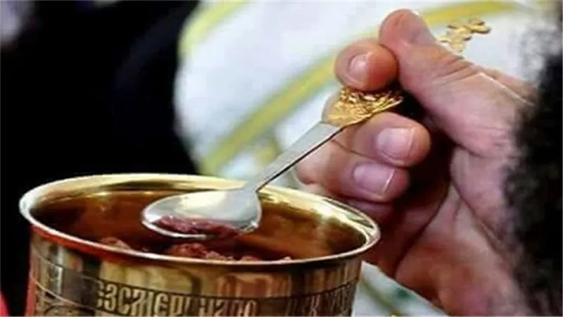 مطران طنطا يرد بقوة على المشككين ويكشف حقيقة خطورة معلقة التناول فى نقل الأمراض