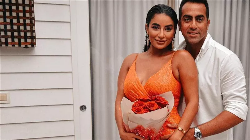 خلاف جوري بكر وطليقها من تشابك الأيدي إلى إنذار لإلغاء حضانتها لابنهما .. تفاصيل مثيره بعد 9 أشهر من الانفصال