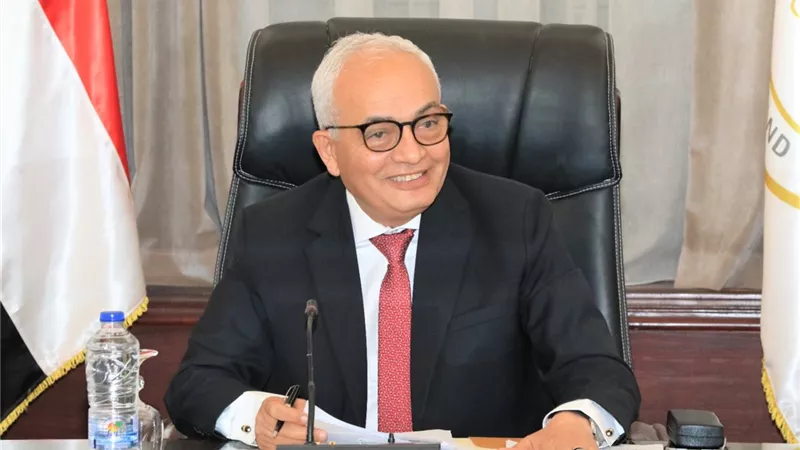 قرارات عاجلة من التعليم تهم ملايين المواطنين أبرزها إضافة مادة جديدة للمجموع لطلاب إعدادي