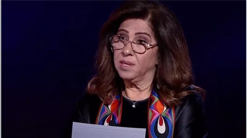  ليلى عبد اللطيف تثير ضجة عارمة حول توقعات الانتخابات الرئاسية الأمريكية وانسحاب بايدن من سيحكم امريكا ؟