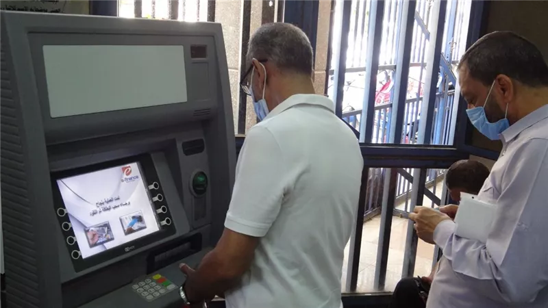 ودع طوابير الماكينات خدمة مميزة تمكنك من سحب معاشك بطريقة سهلة وسريعة
