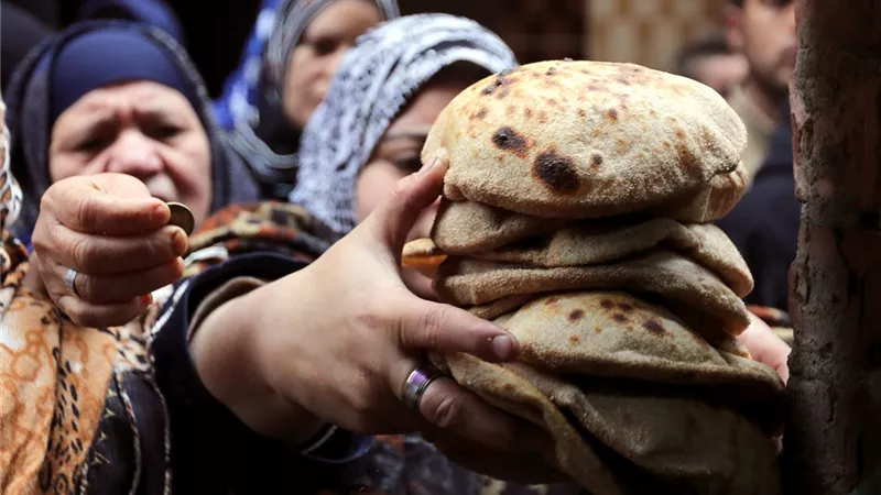 يكلف الدولة 125 قرش تدخل رئاسي عاجل لحل أزمة الخبز المدعم