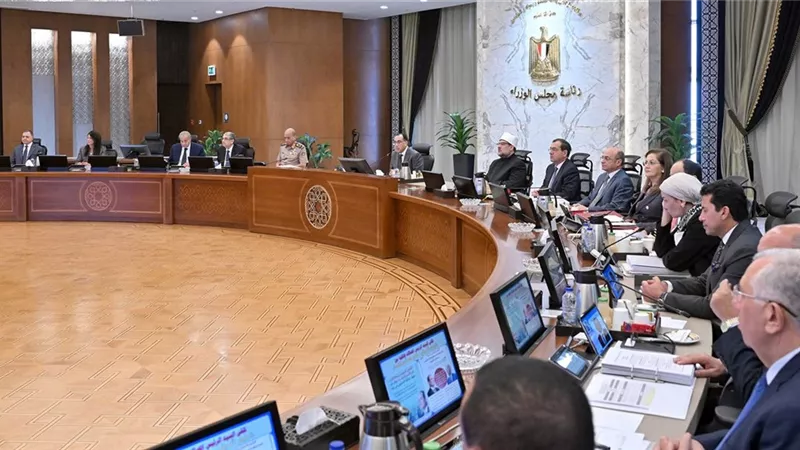 أسعار الخبز والوقود والكهرباء تفاصيل الخطة الحكومية لزيادة الأسعار تدريجيا