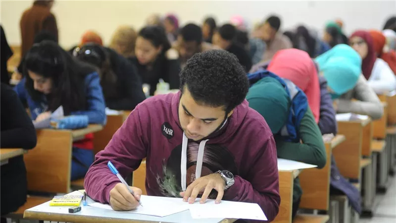 باليوم والتاريخ.. موعد إجازة نصف العام الدراسي وبدء الفصل الثاني 2025 لطلاب المدارس والجامعات جميع المراحل