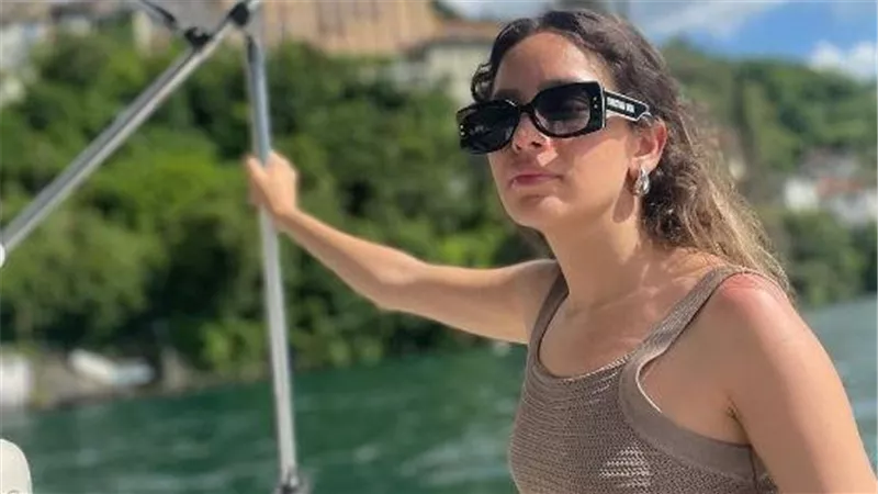 جميلة عوض تنشر مجموعة من الصور في شهر العسل في إيطاليا