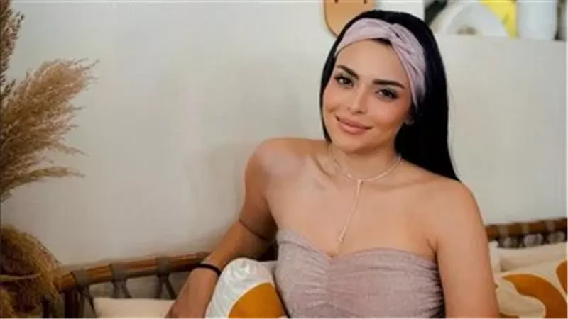 أسماء جلال تضرب المثل في الرد على المتنمرين بهذا التصرف القوي
