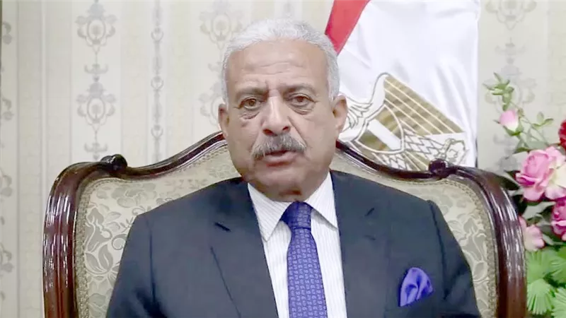 دعا قيادات المحافظة لاجتماع وفاجئهم.. موقف شهير لوزير الدفاع عندما كان محافظ السويس 