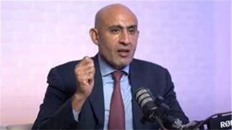هتتحولوا لتعليم حكومى.. محمد عبد اللطيف يصدر قرارات عاجله لحسم مصير طلاب المدارس الرسمية لغات 