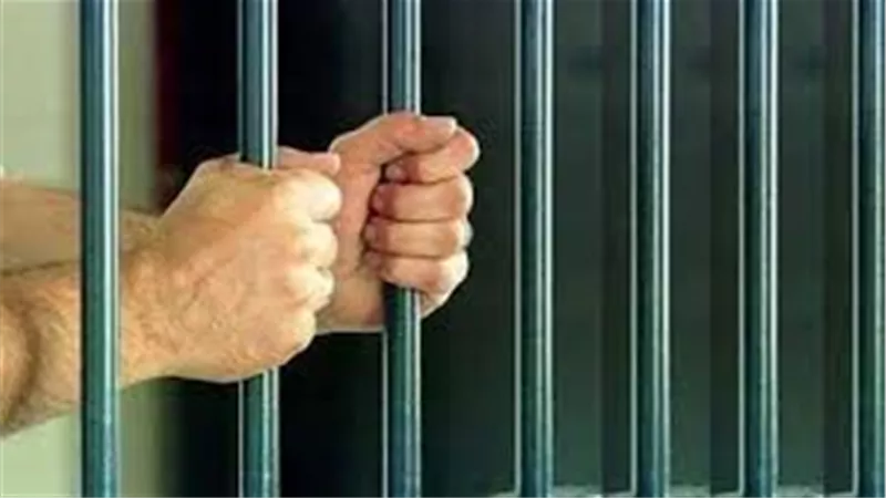 استدرجهم واستغل حداثة سنهن .. محاكمة عاجلة لحارس عقار ارتكب فعل فاحش مع 4 طالبات