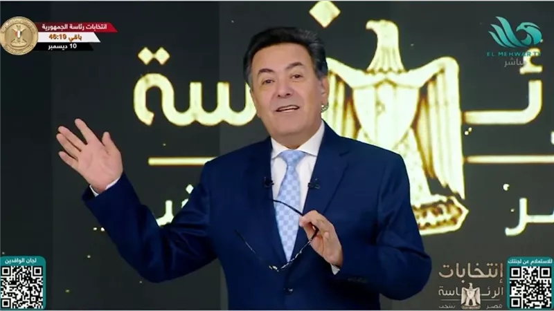 خيري رمضان يسقط مغشياً عليه في ستوديو 