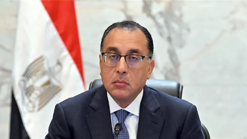 تعمل ايه لو الكهرباء قطعت رغم توقف تخفيف الأحمال؟.. الحكومة تجيب