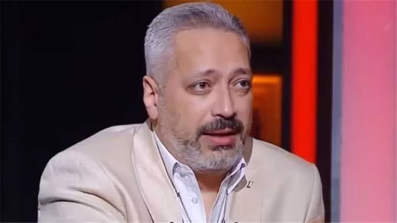 شوفت عادل شكل في إعلان مدرس الفرنساوي؟.. تامر أمين ينفعل ويهدد