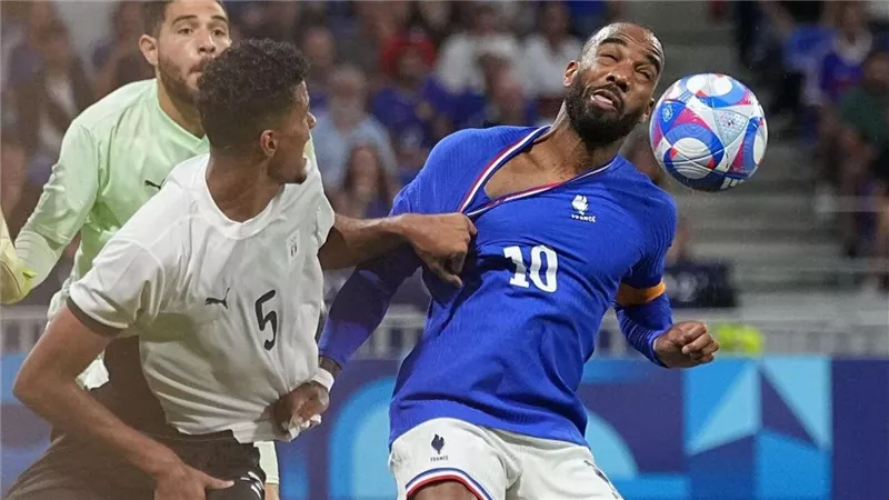 ماذا ينتظر المنتخب الأولمبي في أولمبياد باريس بعد الهزيمة الأخيرة