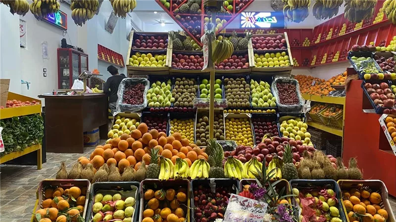الطماطم بـ٣.٥...في ظل الغلاء والتقلب في الأسعار ننشر اسعار الخضروات والفاكهة اليوم الاثنين 9 ديسمبر