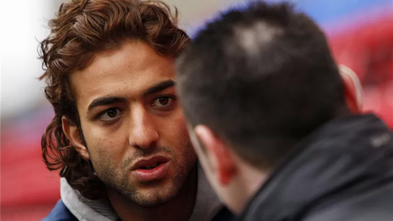 عبد الحفيظ لميدو كفى نفسك...بعد انضمام زيزو للاهلى الأزمة تتصاعد بين سيد وميدو ورد نارى وقوى بسبب الشيكات