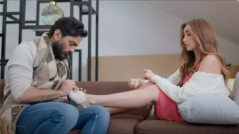 هل هناك علاقة بين تامر حسني وبين هنا الزاهد وهل يخطبها تامر قريباً