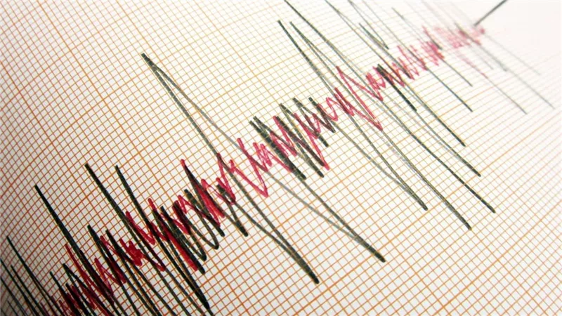 زلزال مدمر بمقياس 7 ريختر خلال ايام .. توقعات فرانك هوجربيتس تنذر بفاجعة تهز بعض المناطق السكنية 
