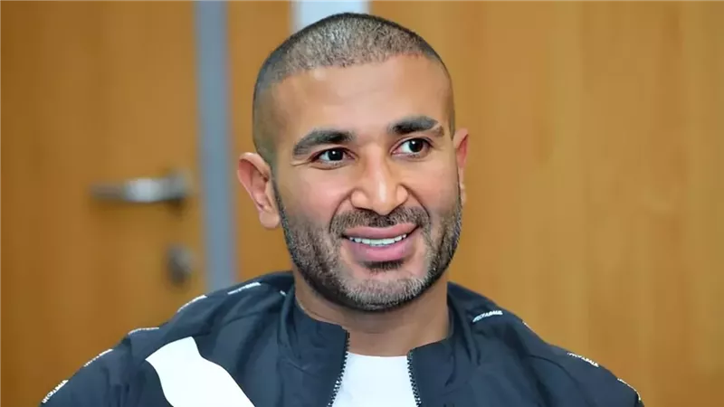 احمد سعد يطمئن محبيه فى أول ظهور له بعد حادث العين السخنه من حفل زفاف ابن ريم مصطفى