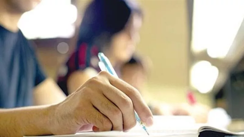بعد دمج المواد وتطوير المناهج .. التعليم تحسم الجدل وتوضح حقيقة الإستغناء عن بعض المعلمين