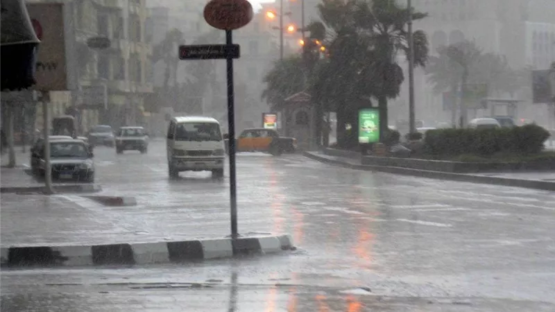 أمطار غزيرة وشبورة صباحية.. طقس الأحد وتفاصيل درجات الحرارة