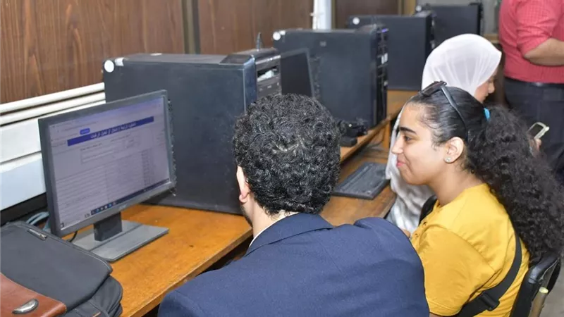 توقعات تنسيق كليات القمة.. انخفاض بالطب والهندسة والصيدلة وارتفاع بالتجارة والآداب بمؤشرات الحدود الدنيا