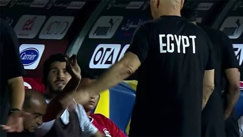 خناقة حسام حسن وحجازي: سر عدم مشاركة حجازي بمباراة مصر والعميد يعلق: خوفت عليه