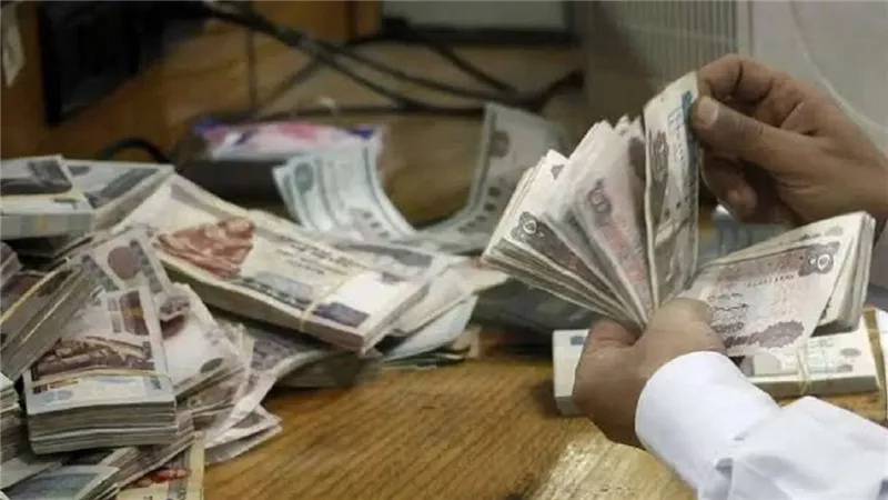 صرف 1500 جنيه للموظفين بمناسبة دخول المدارس: 3 جهات رسمية تصدر قرارات مفاجئة