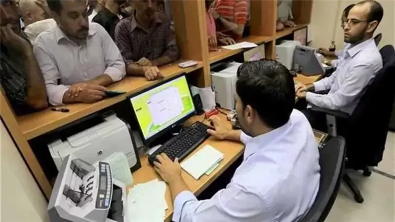 مفاجأة لجميع الموظفين عام وخاص: قرار حكومي يسعد الملايين والتطبيق الأحد المقبل