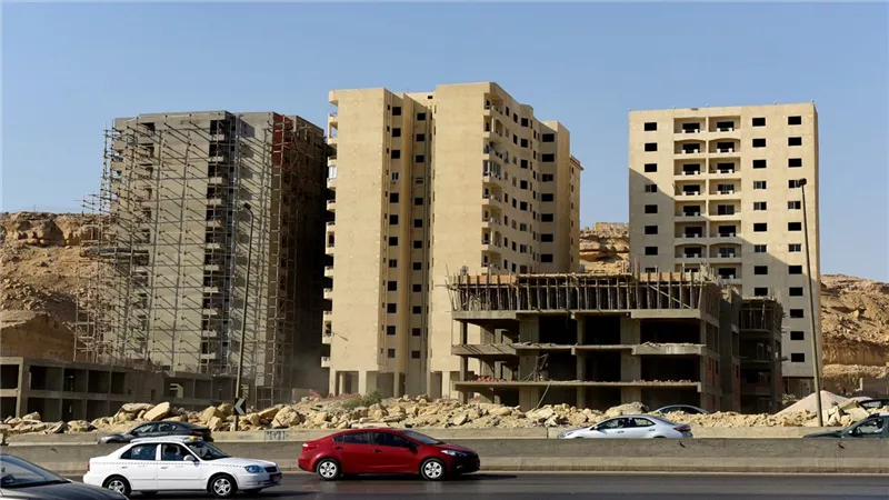 خبير اقتصادي يحذر من فقاعة عقارية: أسعار الوحدات ستنخفض 50% من ثمنها الأصلي في هذا الموعد