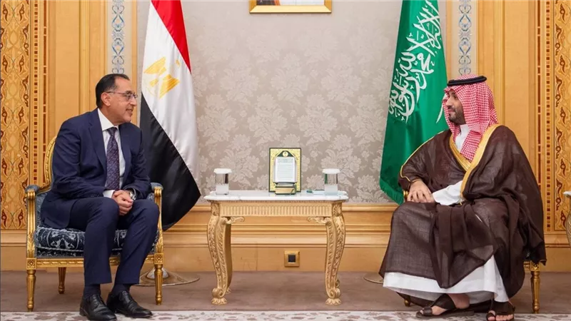 سعر الريال السعودي والدولار هينزلوا في الأرض بعد هذه الخطوة من السعودية