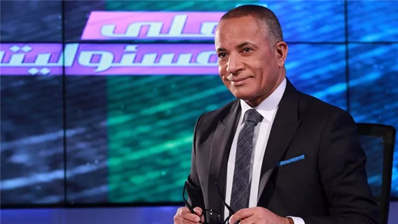 أحمد موسى ينفعل على المواطنين بسبب وزير التربية والتعليم